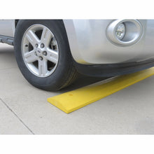 Load image into Gallery viewer, 6' Speed Bump - Plastic