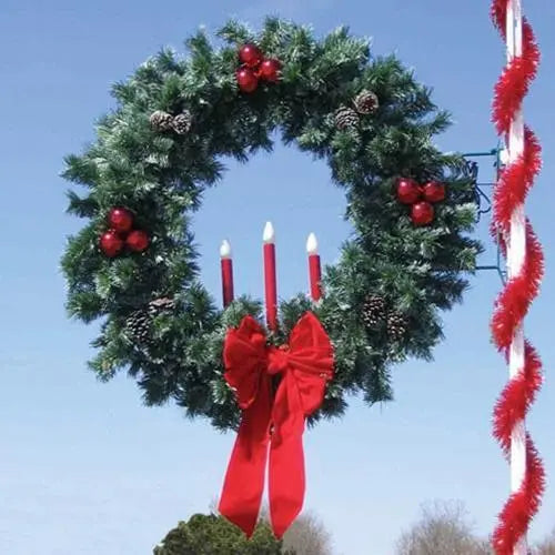 5' Wreath with 3 Red Candles