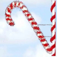 Load image into Gallery viewer, 6ft garland candy cane